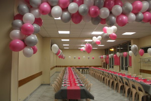 décoration salle en ballons